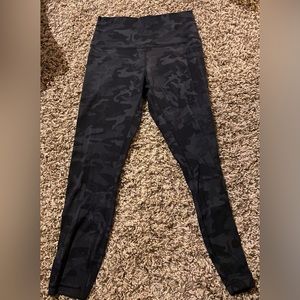 Lululemon Heritage 365 Camo Deep Coal Multi align leggings